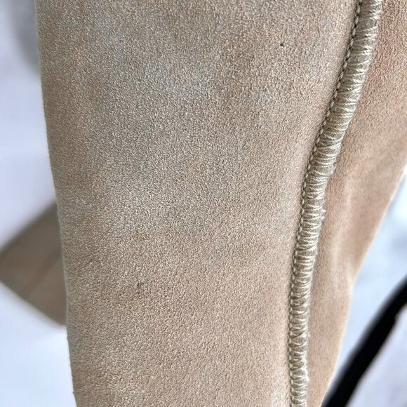 UGG CLASSIC TALL 5815 LIGHT TAN BOOTS - 8 - Picture 9 of 10